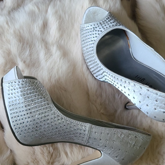 Silver platform evening heels - Picture 2 of 2